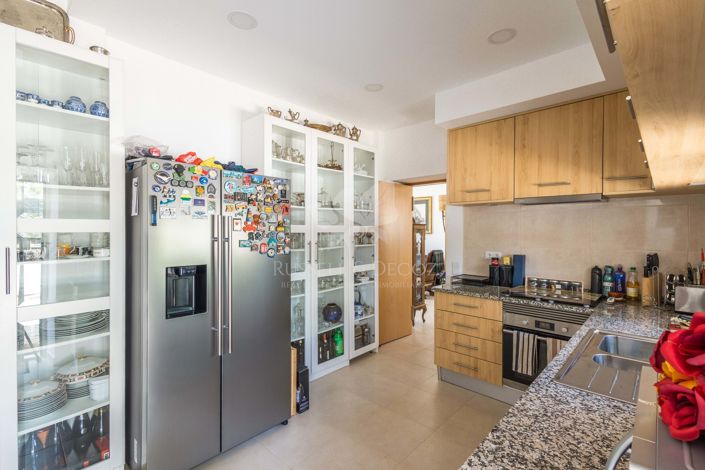 Image No.6-3 Bed Farmhouse for sale