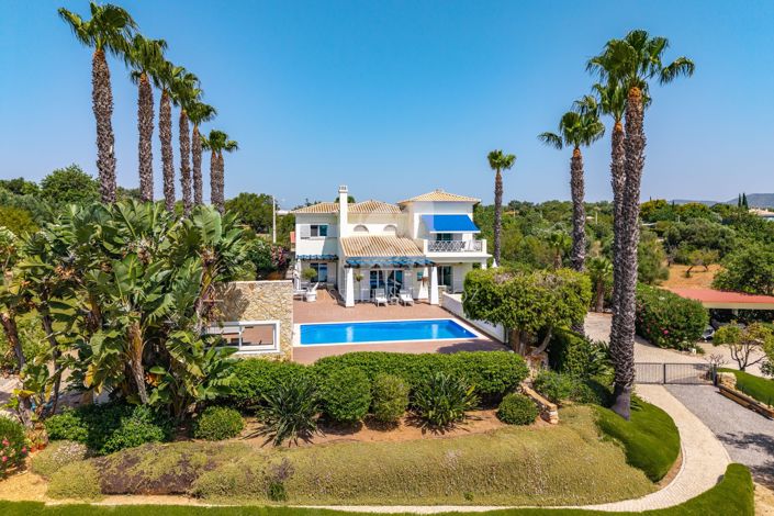Image No.1-4 Bed Villa for sale