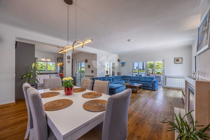 Image No.11-4 Bed Villa for sale