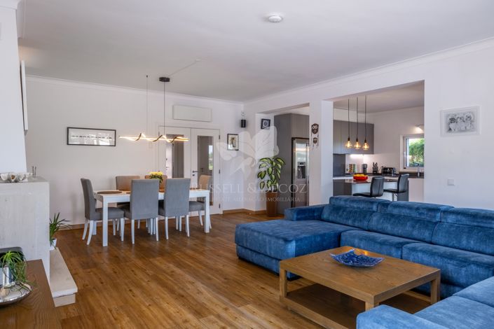 Image No.12-4 Bed Villa for sale