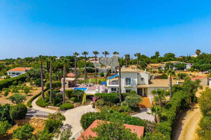 Image No.3-4 Bed Villa for sale