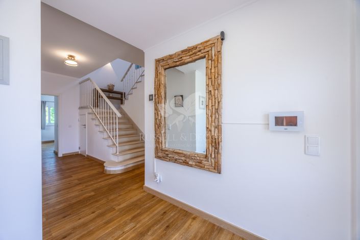 Image No.9-4 Bed Villa for sale