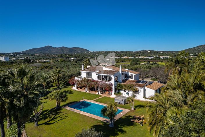 Image No.1-3 Bed Villa for sale