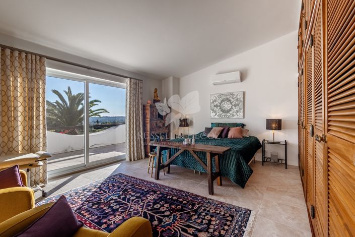 Image No.29-3 Bed Villa for sale