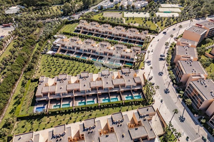 Image No.5-4 Bed Townhouse for sale