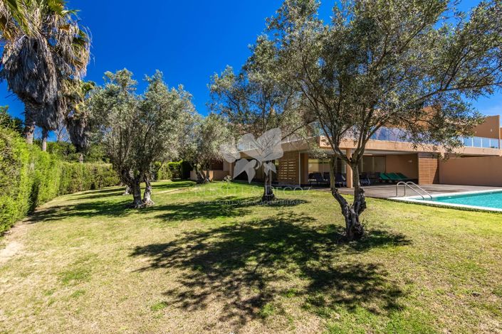 Image No.7-4 Bed Townhouse for sale