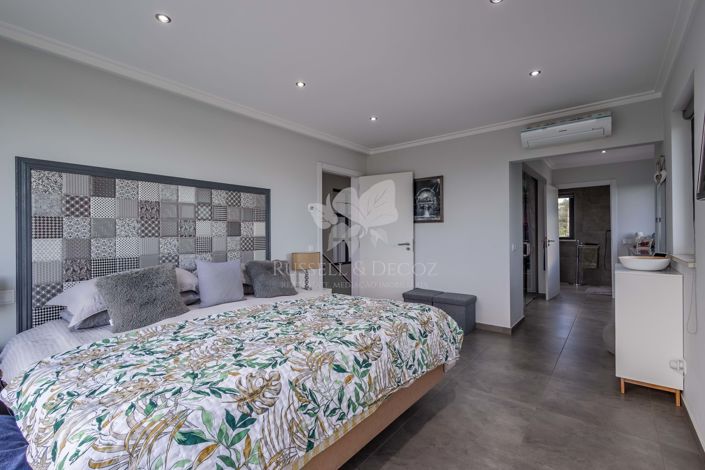 Image No.21-4 Bed Villa for sale