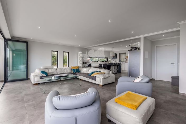 Image No.26-4 Bed Villa for sale