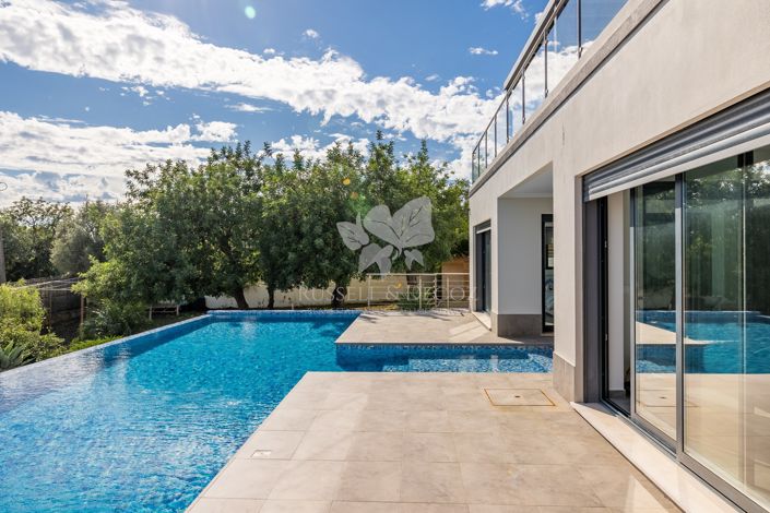 Image No.37-4 Bed Villa for sale