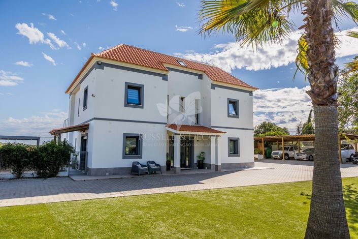 Image No.44-4 Bed Villa for sale