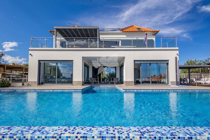 Image No.6-4 Bed Villa for sale