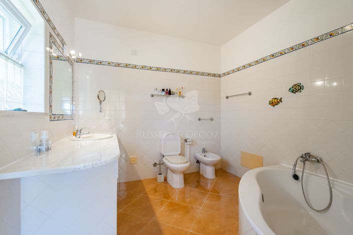 Image No.22-3 Bed Villa for sale