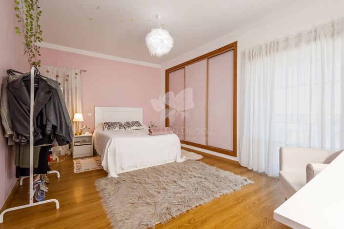 Image No.18-5 Bed Villa for sale