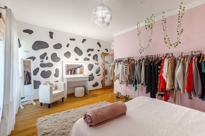 Image No.19-5 Bed Villa for sale