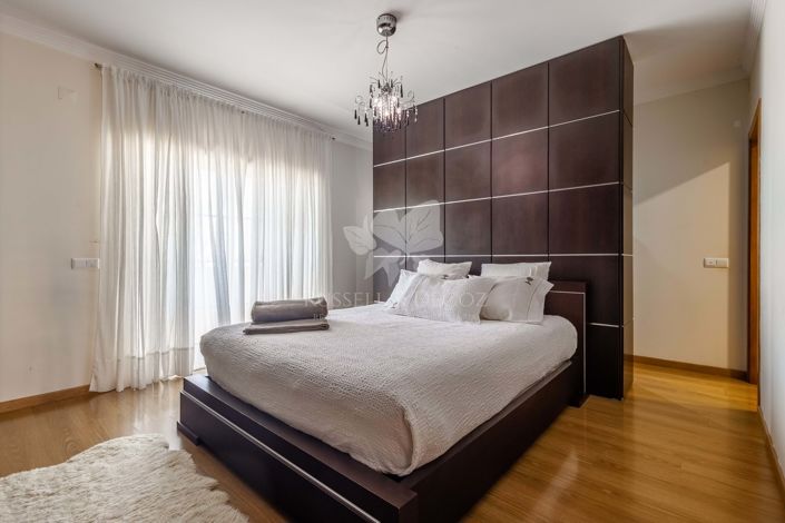 Image No.20-5 Bed Villa for sale