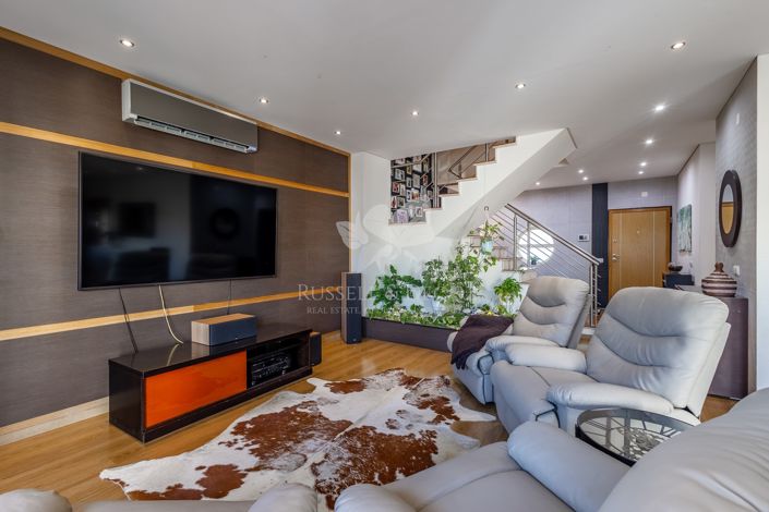 Image No.9-5 Bed Villa for sale