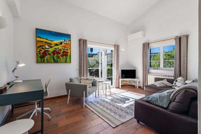 Image No.18-3 Bed Villa for sale