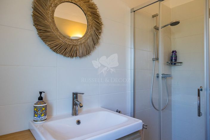 Image No.20-3 Bed Villa for sale