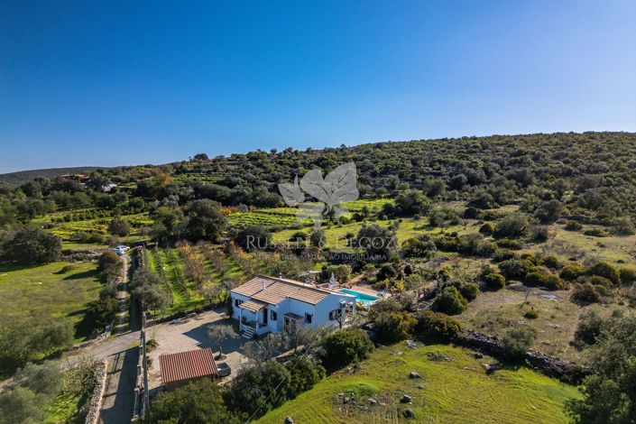 Image No.1-3 Bed Villa for sale