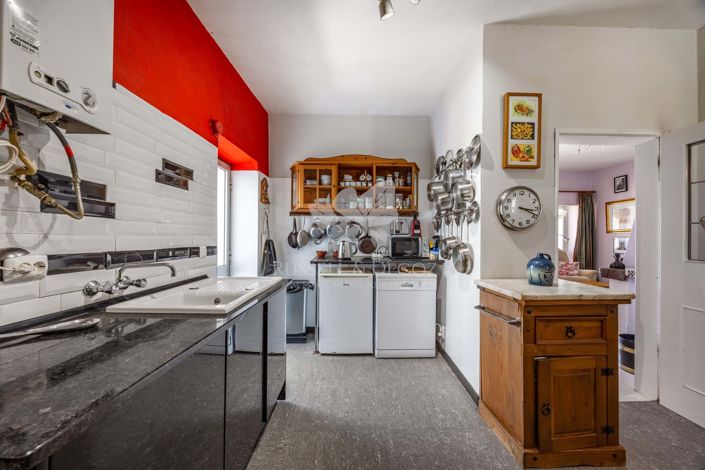 Image No.7-3 Bed Farmhouse for sale