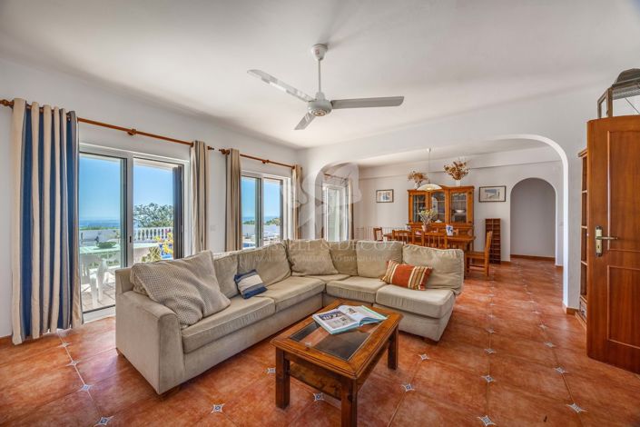 Image No.12-3 Bed Villa for sale