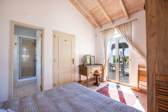 Image No.17-2 Bed Villa for sale