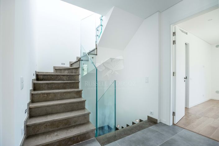 Image No.11-3 Bed Villa for sale