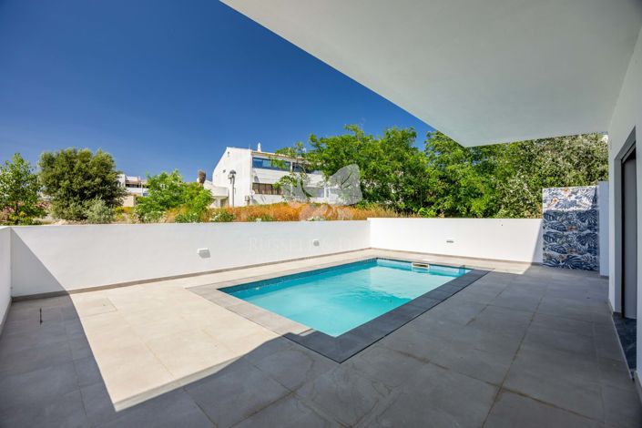 Image No.19-3 Bed Villa for sale