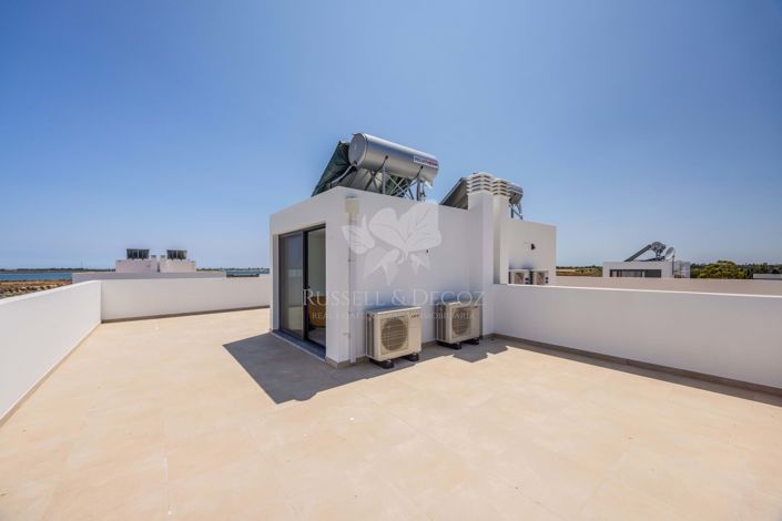 Image No.21-3 Bed Villa for sale