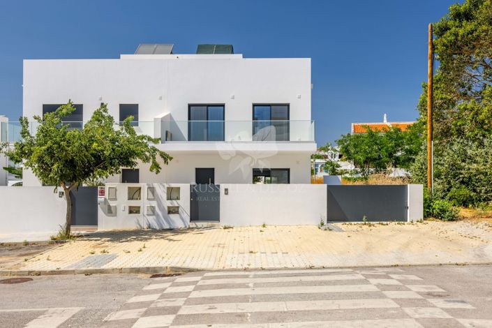 Image No.25-3 Bed Villa for sale