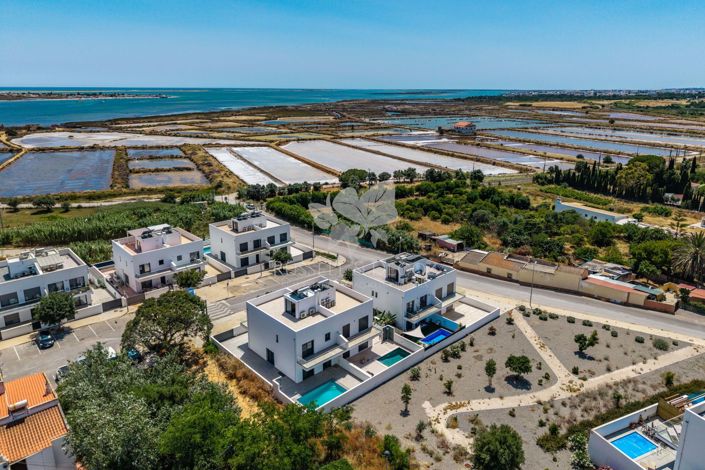 Image No.3-3 Bed Villa for sale