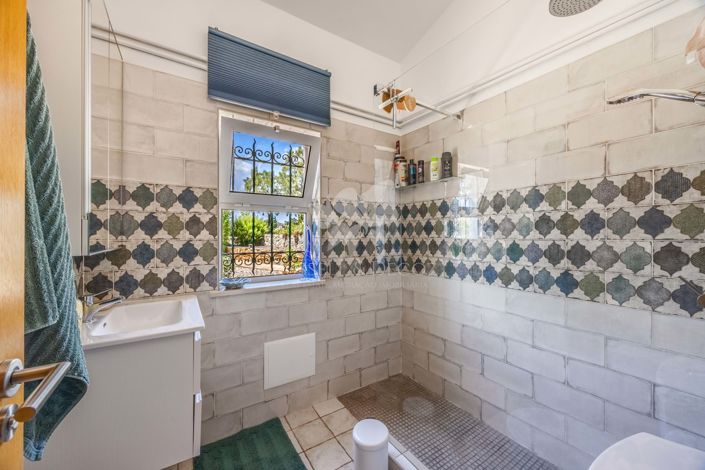 Image No.15-2 Bed Villa for sale