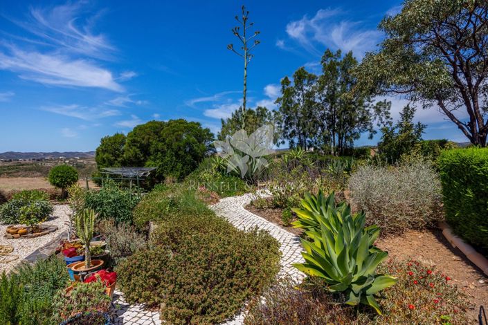 Image No.21-2 Bed Villa for sale