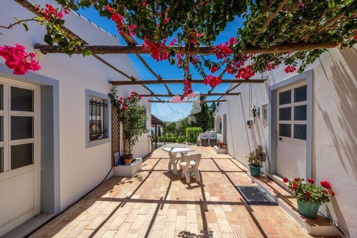 Image No.23-2 Bed Villa for sale