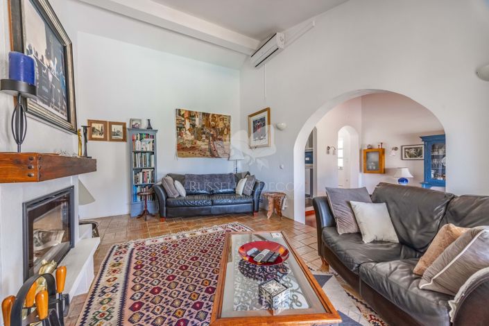 Image No.7-2 Bed Villa for sale