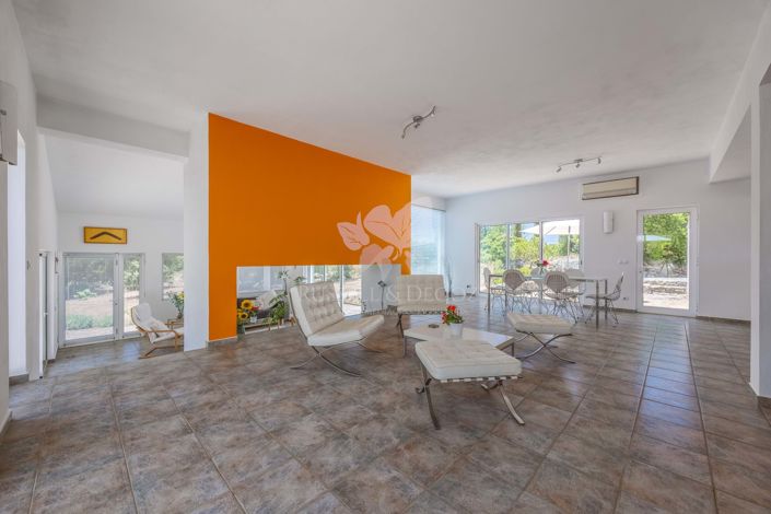 Image No.8-3 Bed Villa for sale