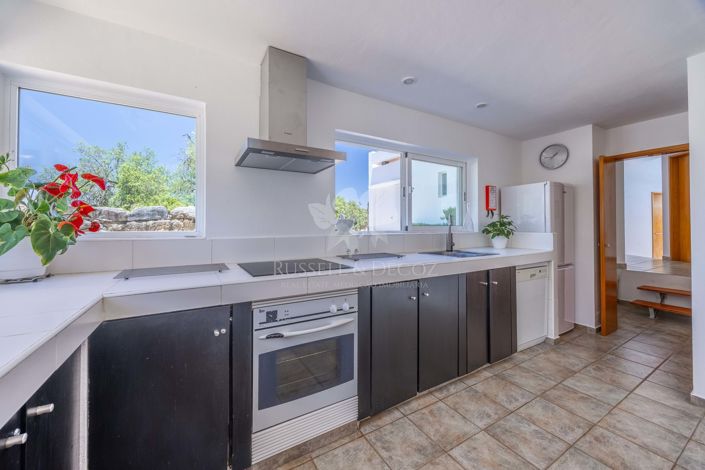 Image No.12-3 Bed Villa for sale