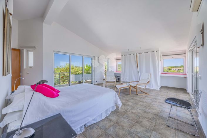 Image No.22-3 Bed Villa for sale