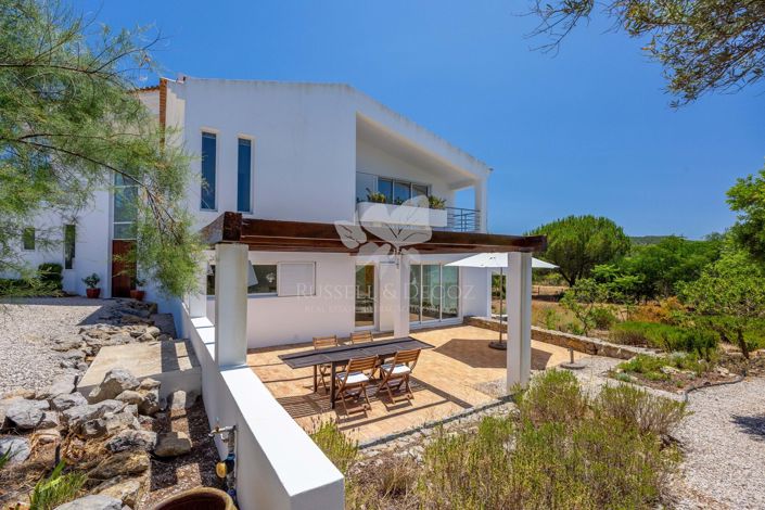 Image No.28-3 Bed Villa for sale