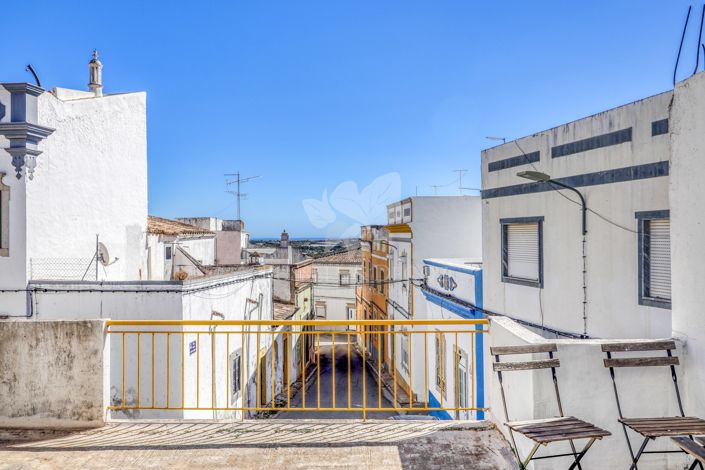 Image No.15-1 Bed Property for sale