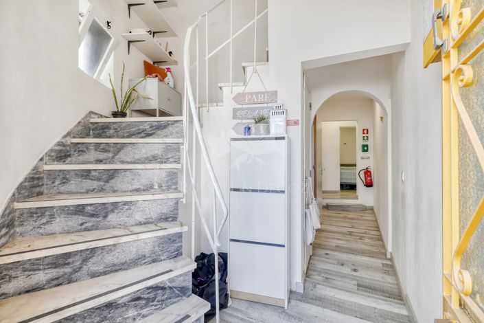 Image No.8-1 Bed Property for sale