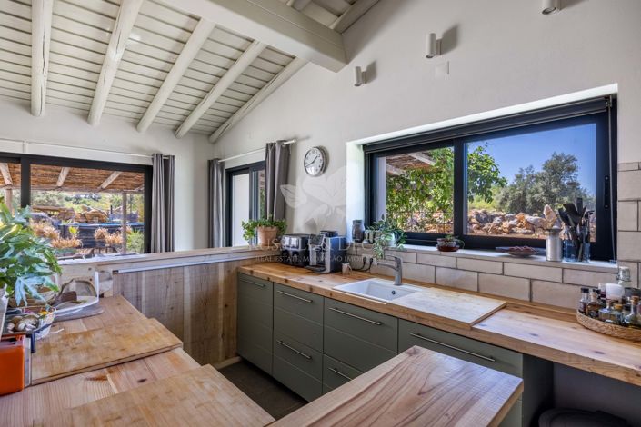 Image No.5-3 Bed Farmhouse for sale