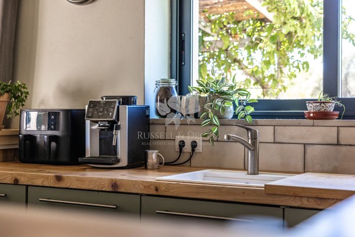 Image No.6-3 Bed Farmhouse for sale