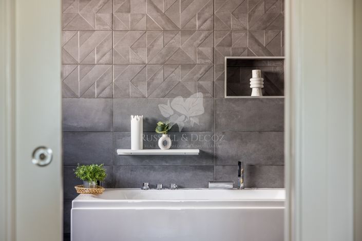 Image No.18-4 Bed Villa for sale