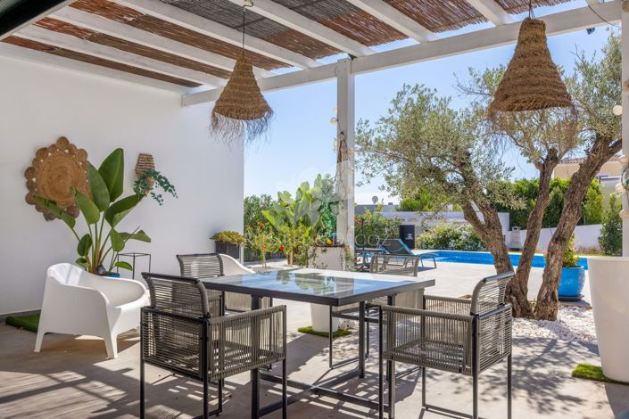 Image No.29-4 Bed Villa for sale