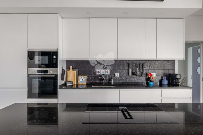 Image No.4-4 Bed Villa for sale