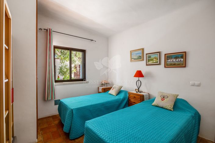 Image No.14-4 Bed Villa for sale