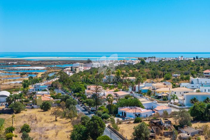 Image No.2-4 Bed Villa for sale