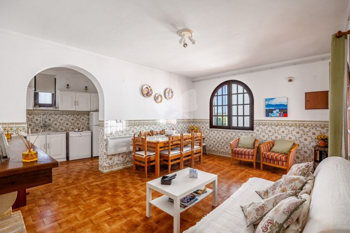 Image No.27-4 Bed Villa for sale