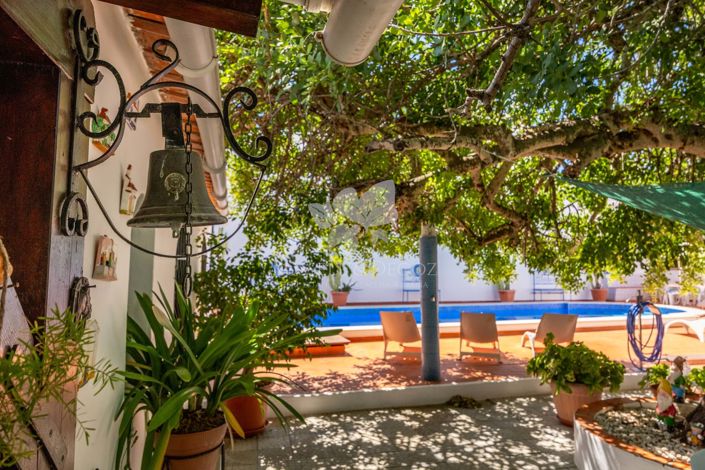 Image No.3-4 Bed Villa for sale